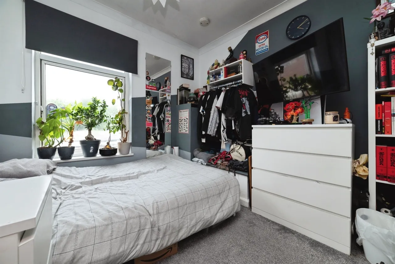 Jesmond Gardens, Hull, HU9, photo 13