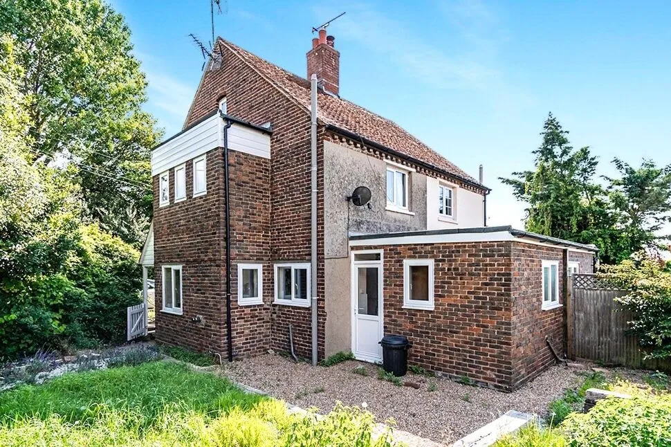 Bognor Road, Merston, West Sussex, PO20, photo 3