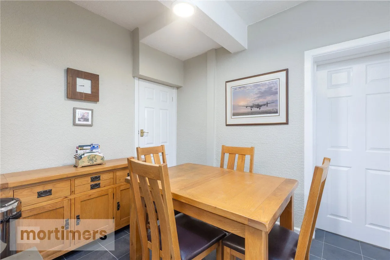 Ribchester Road, Clayton Le Dale, BB1, photo 11