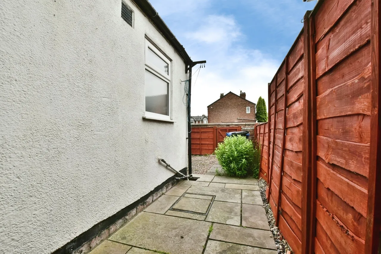 Napier Street, STOCKPORT, Cheshire, SK7, photo 12
