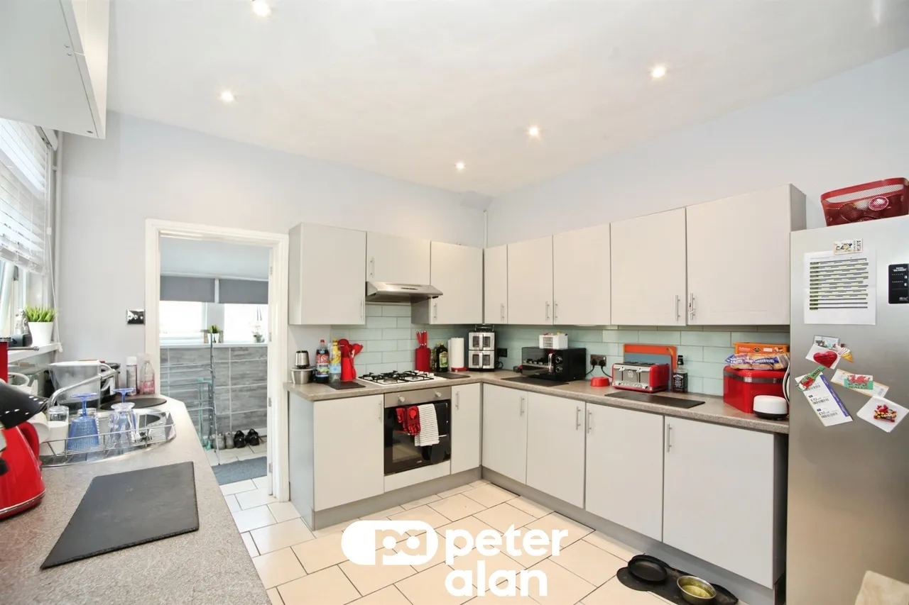 North Road, Newport, NP11, photo 7