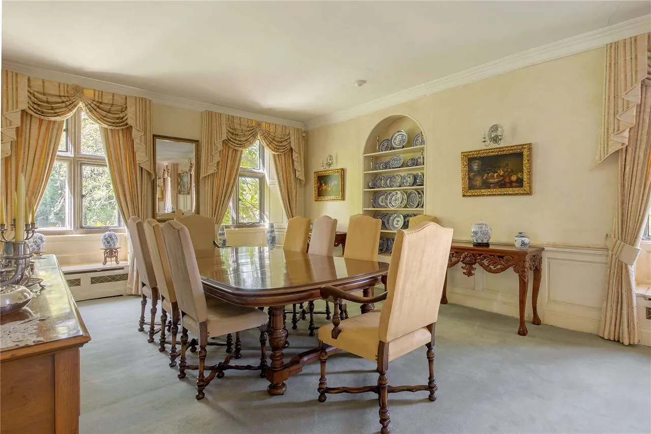 South Luffenham Hall, Hall Lane, South Luffenham, Oakham, LE15 8NW, photo 4