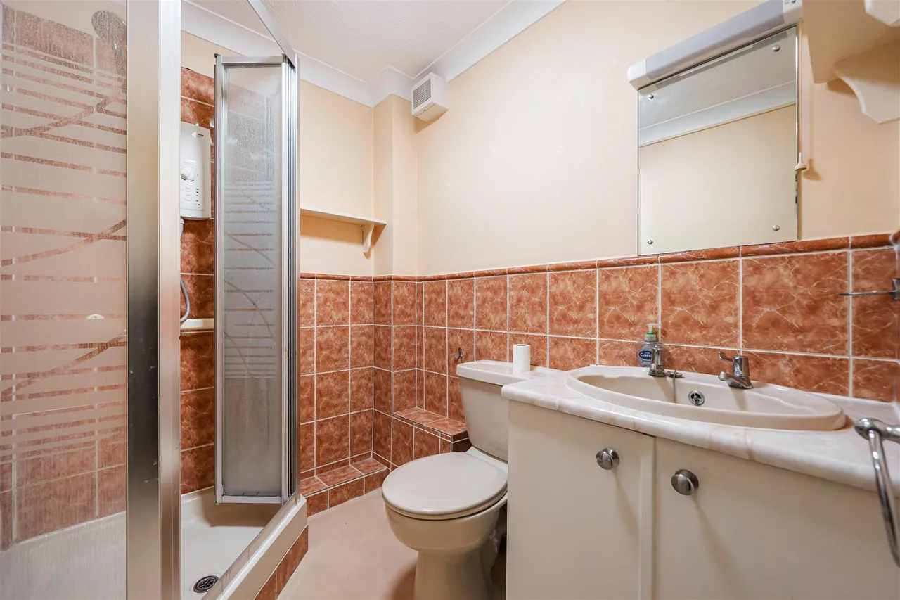 Reading Road, Wokingham, RG41, photo 12