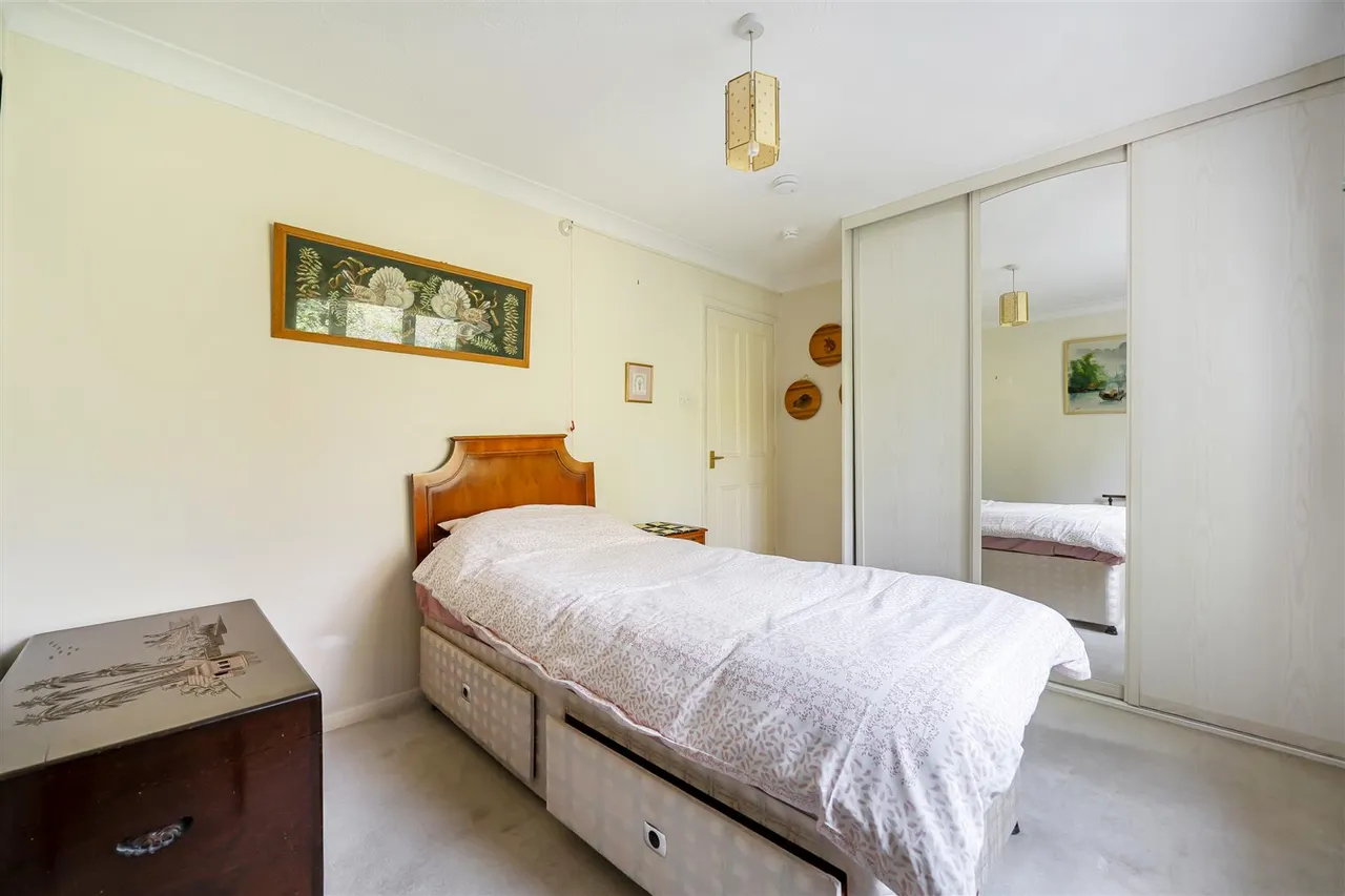 Reading Road, Wokingham, RG41, photo 10
