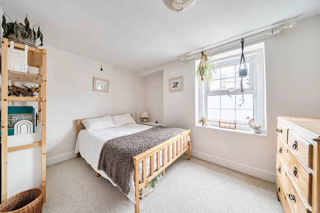 Pavilion Place, Exeter, photo 11