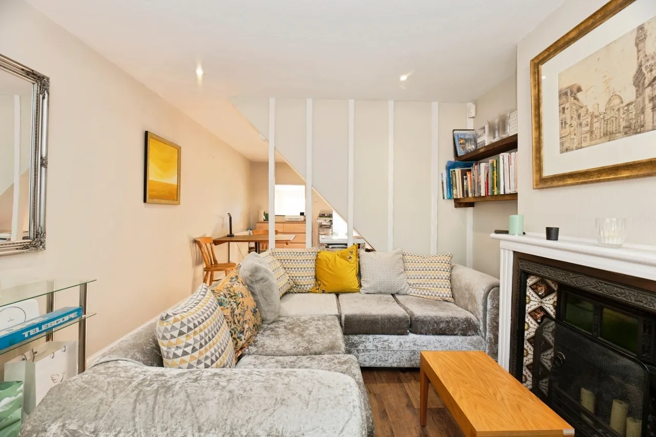 Downside Bridge Road, Cobham, KT11, photo 13