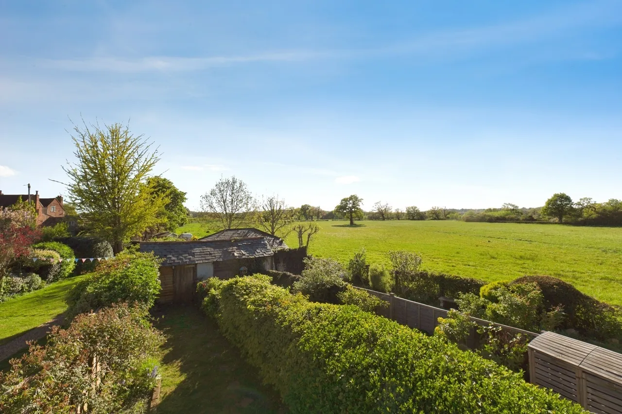 Downside Bridge Road, Cobham, KT11, photo 18