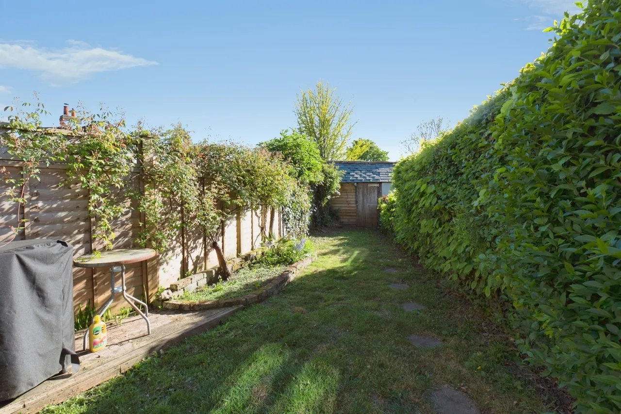 Downside Bridge Road, Cobham, KT11, photo 9