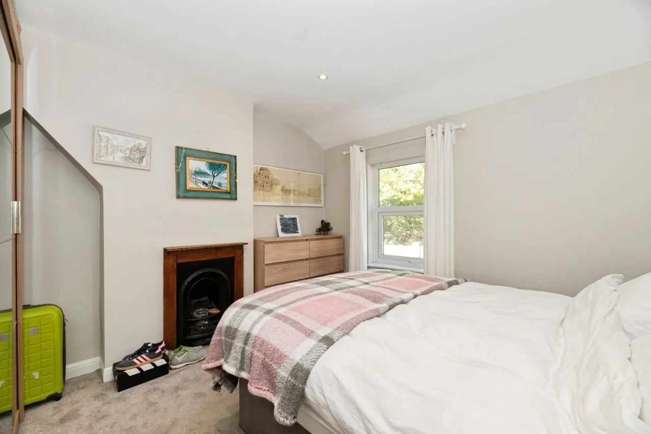 Downside Bridge Road, Cobham, KT11, photo 10
