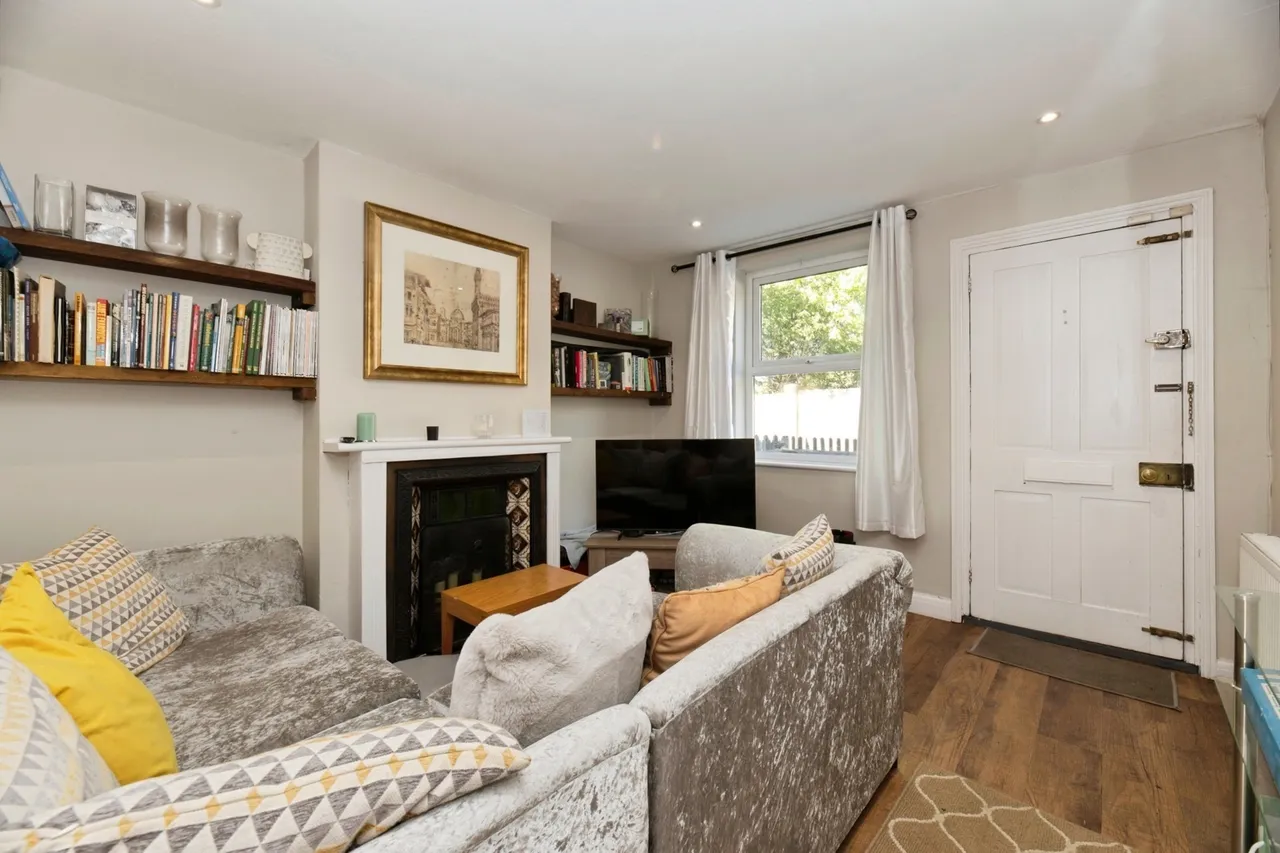 Downside Bridge Road, Cobham, KT11, photo 5
