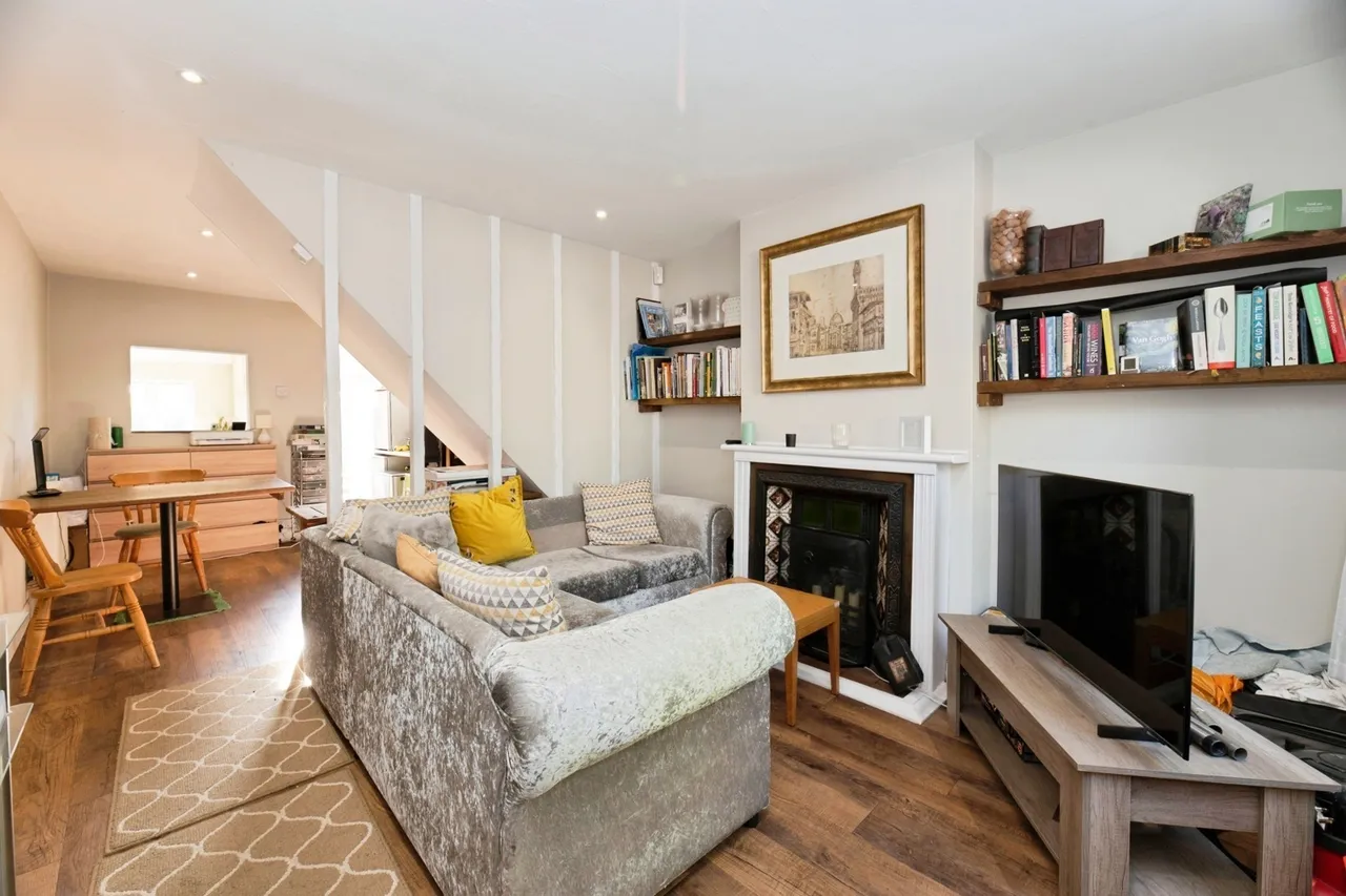 Downside Bridge Road, Cobham, KT11, photo 2