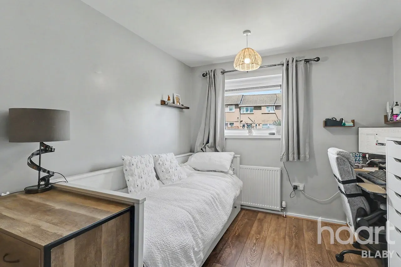 Featherstone Drive, Leicester, LE2, photo 5