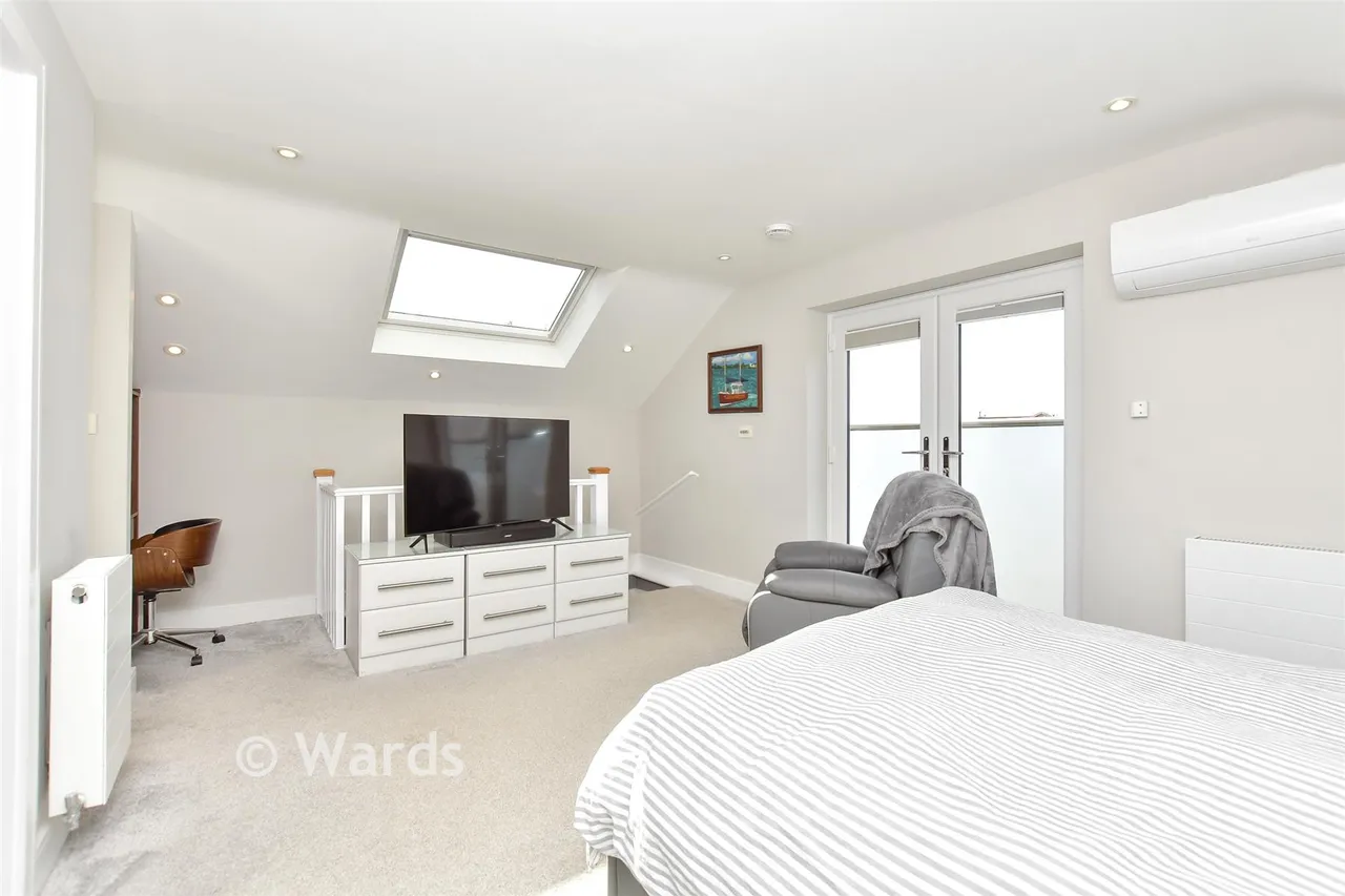 Hustlings Drive, Eastchurch, ME12, photo 14