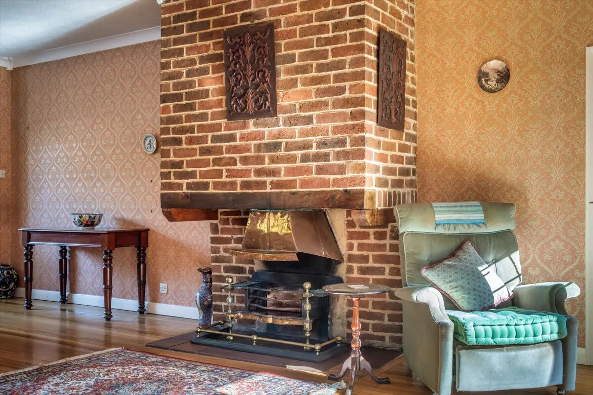 Old Bury Hill, Westcott, RH4, photo 9