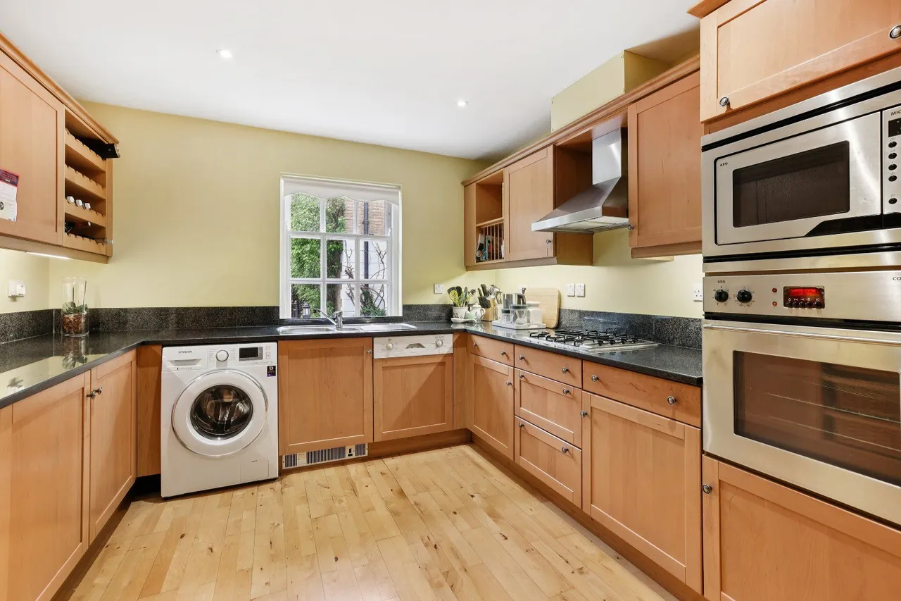 Farrier Walk, Chelsea, London, SW10 9FW, photo 6