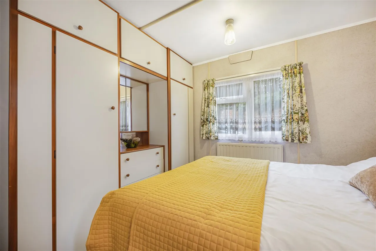 Peppard Road, Emmer Green, RG4, photo 12
