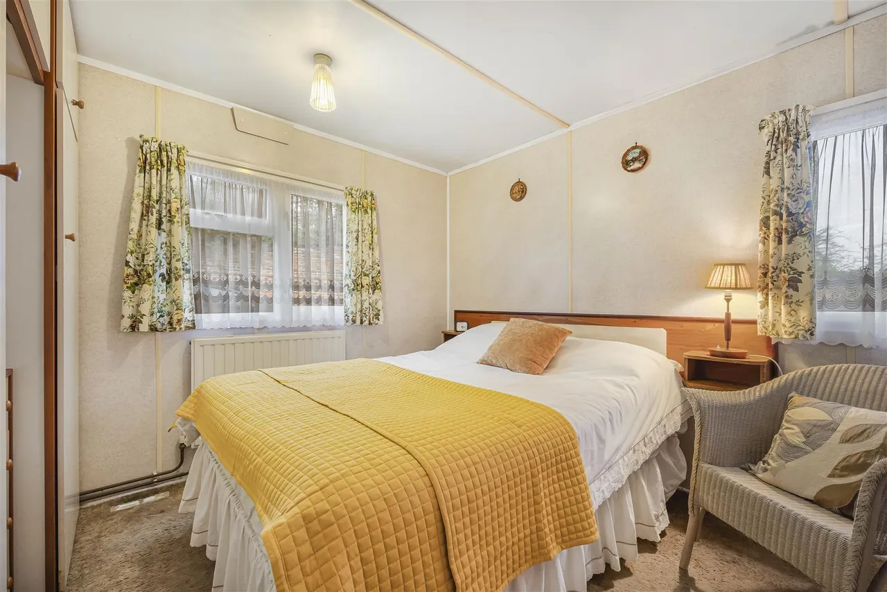 Peppard Road, Emmer Green, RG4, photo 11