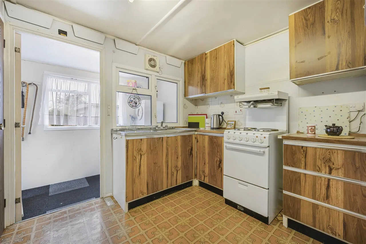 Peppard Road, Emmer Green, RG4, photo 24