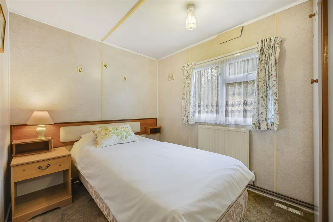 Peppard Road, Emmer Green, RG4, photo 13