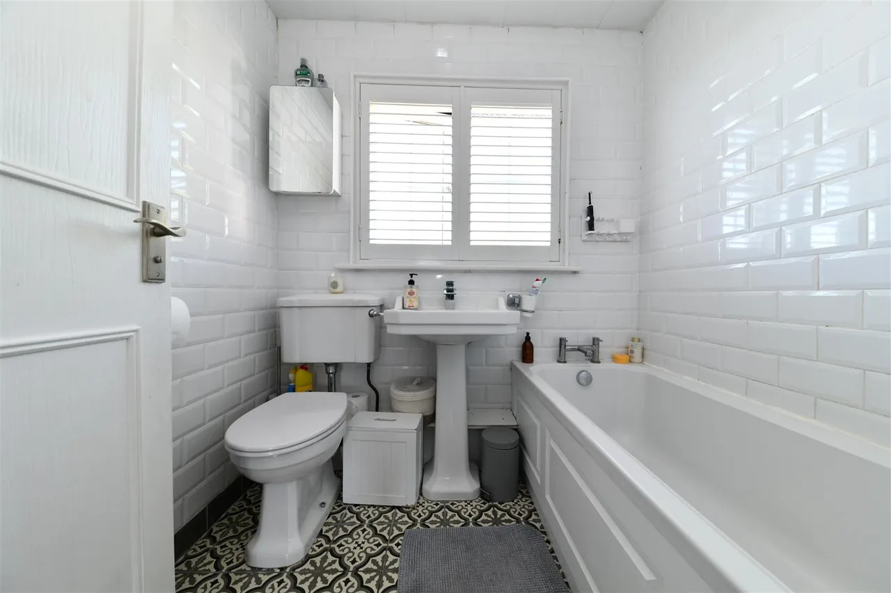 Cherry Tree Rise, Walkern, Stevenage, Herts, SG2 7JL, photo 8