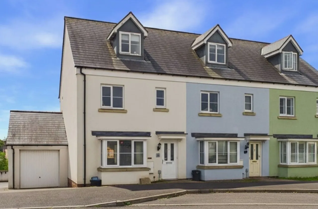 3 bed house for sale, Oaktree Road, South Molton, EX36