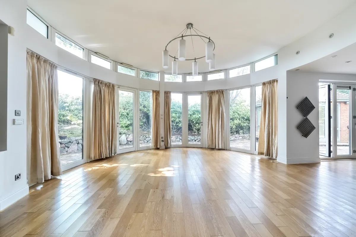 3 bed house to rent — Mapesbury Road London NW2