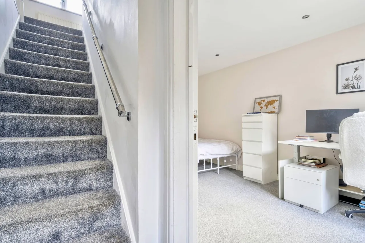 Figsbury Close, Swindon, SN25, photo 20