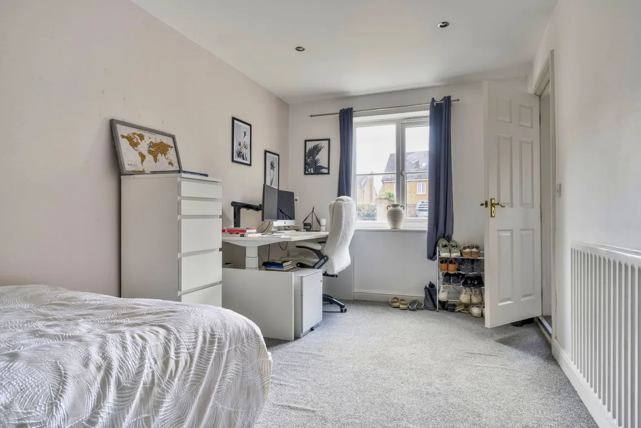Figsbury Close, Swindon, SN25, photo 22