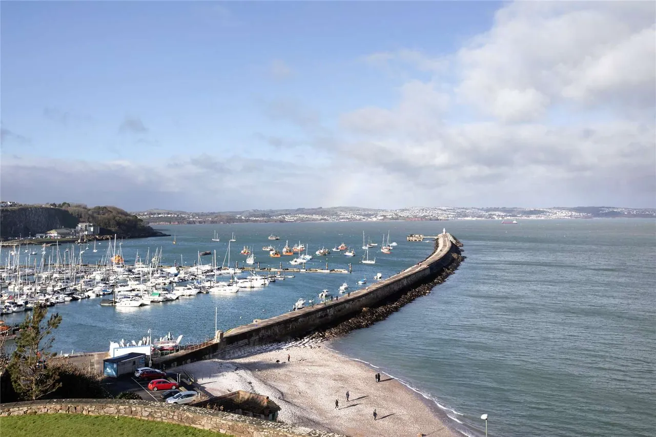 Berry Head Road, Brixham, TQ5, photo 32