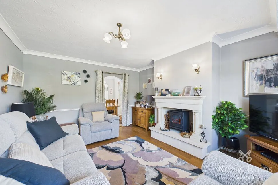 Newport Road, Denton, Greater Manchester, M34, photo 5