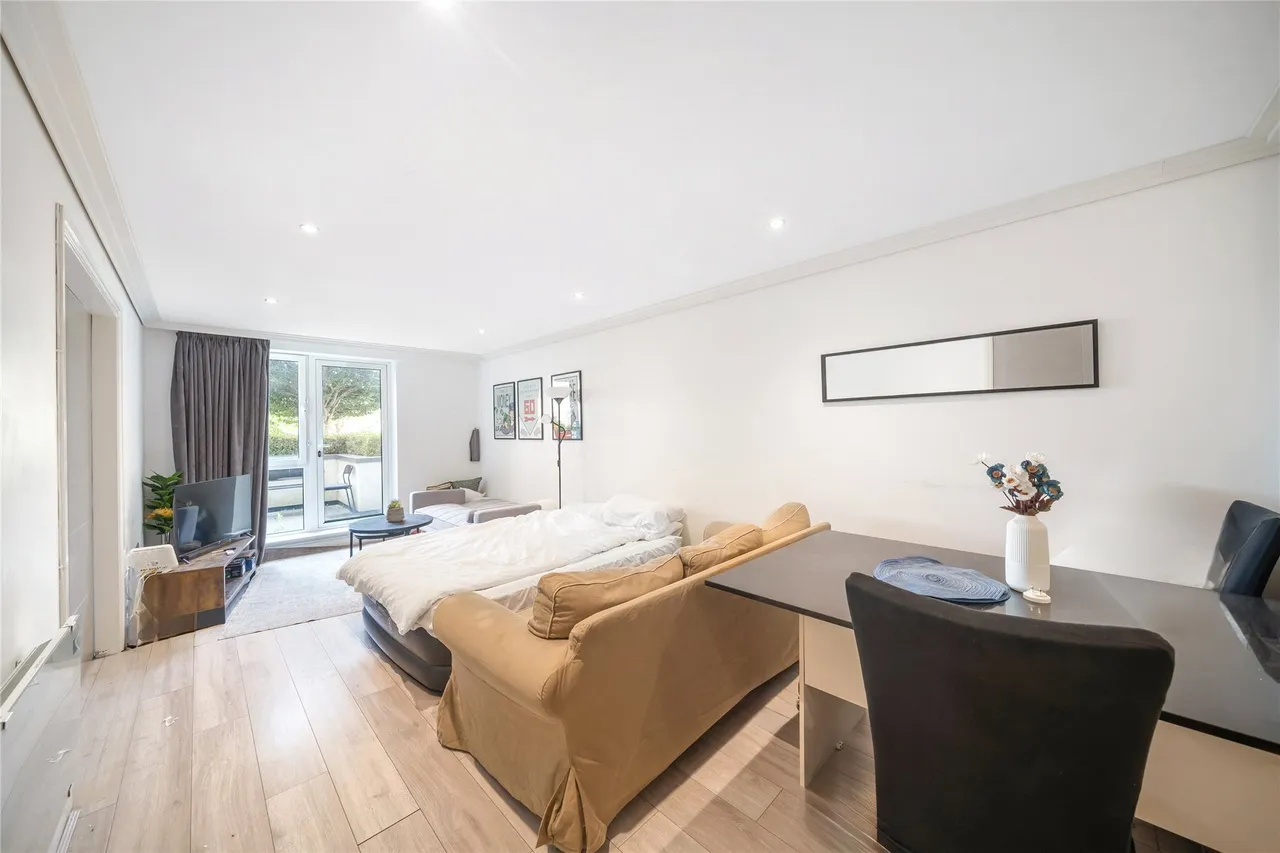 Lombard Road, Battersea, SW11, photo 2