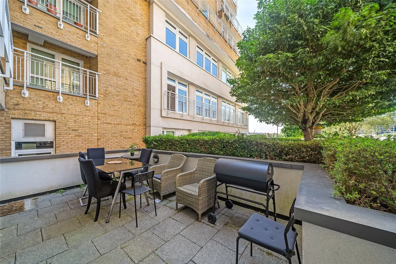 Lombard Road, Battersea, SW11, photo 10