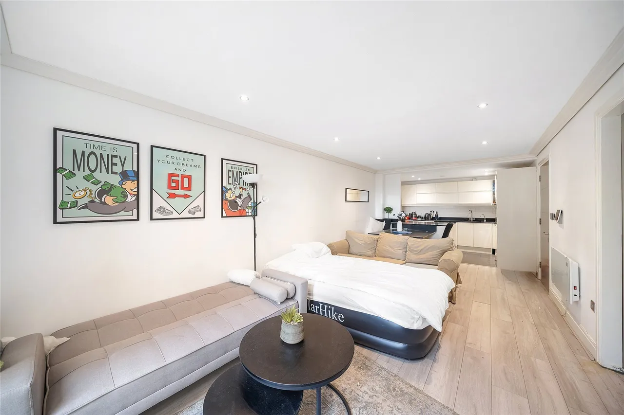 Lombard Road, Battersea, SW11, photo 3