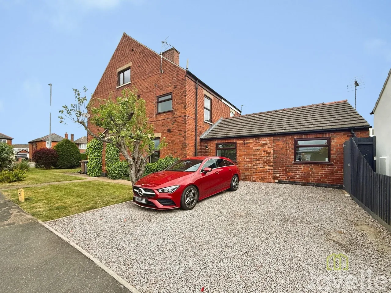 3 bed house for sale, Lincoln Road, North Hykeham, LN6
