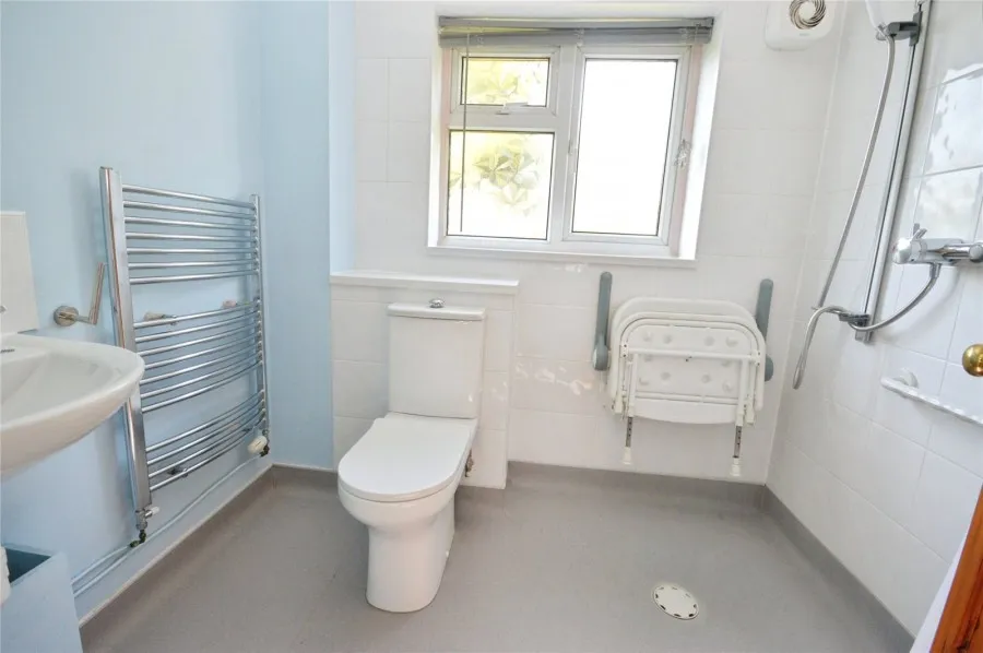 House Under Offer with 3 bedrooms in Bishop's Stortford, CM23, photo 11