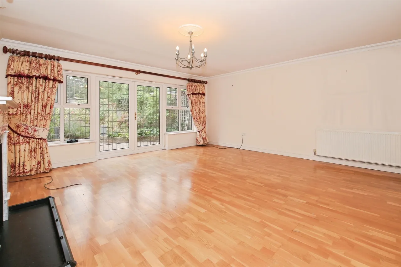 St. Marys Street, Peterborough, PE7, photo 5