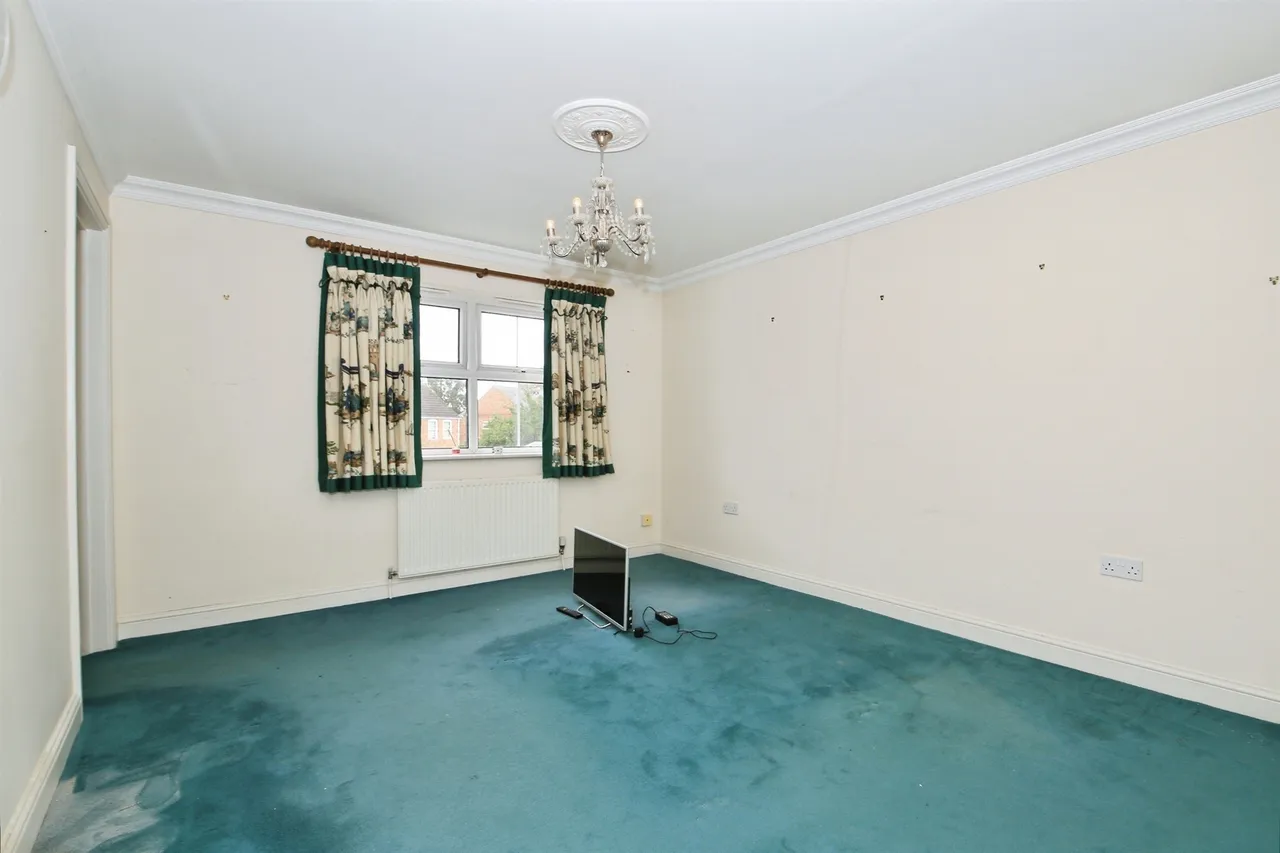 St. Marys Street, Peterborough, PE7, photo 11