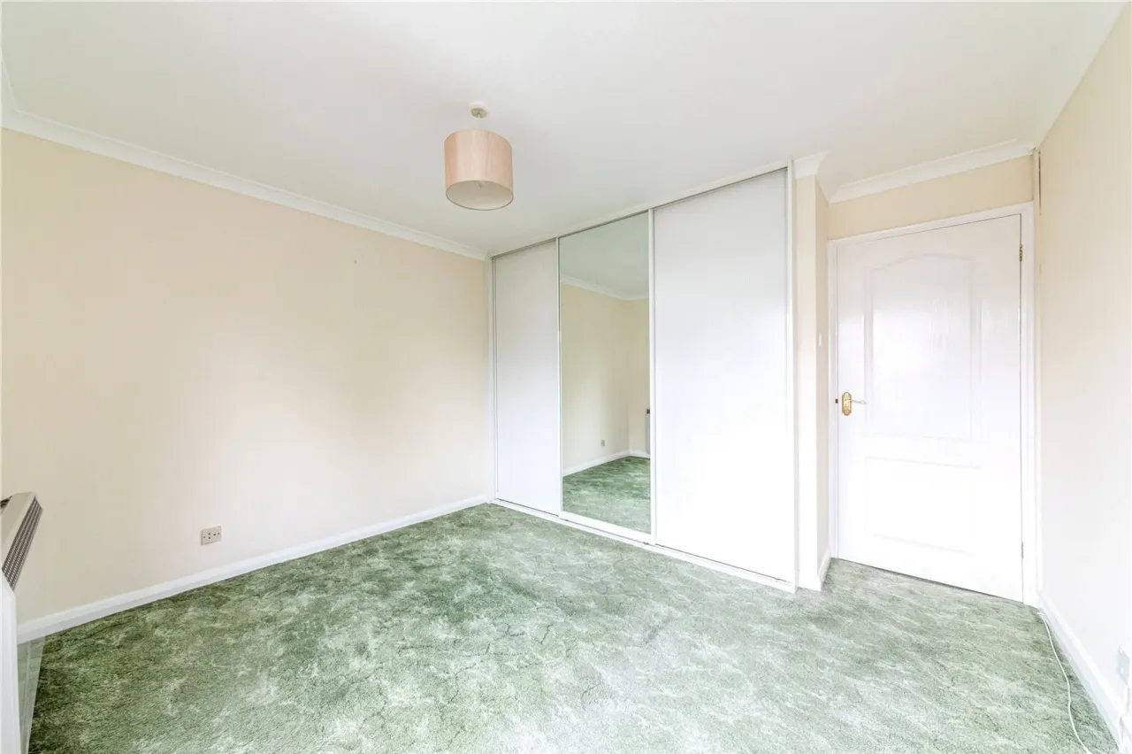 Ravenswood Court, Woking, Surrey, GU22, photo 6