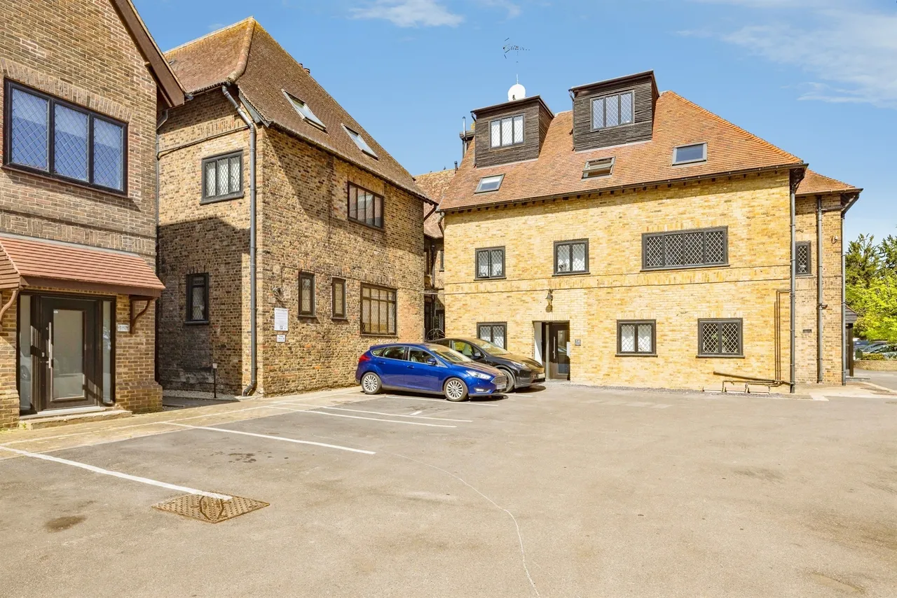 Melbourne Road, Bushey, photo 12