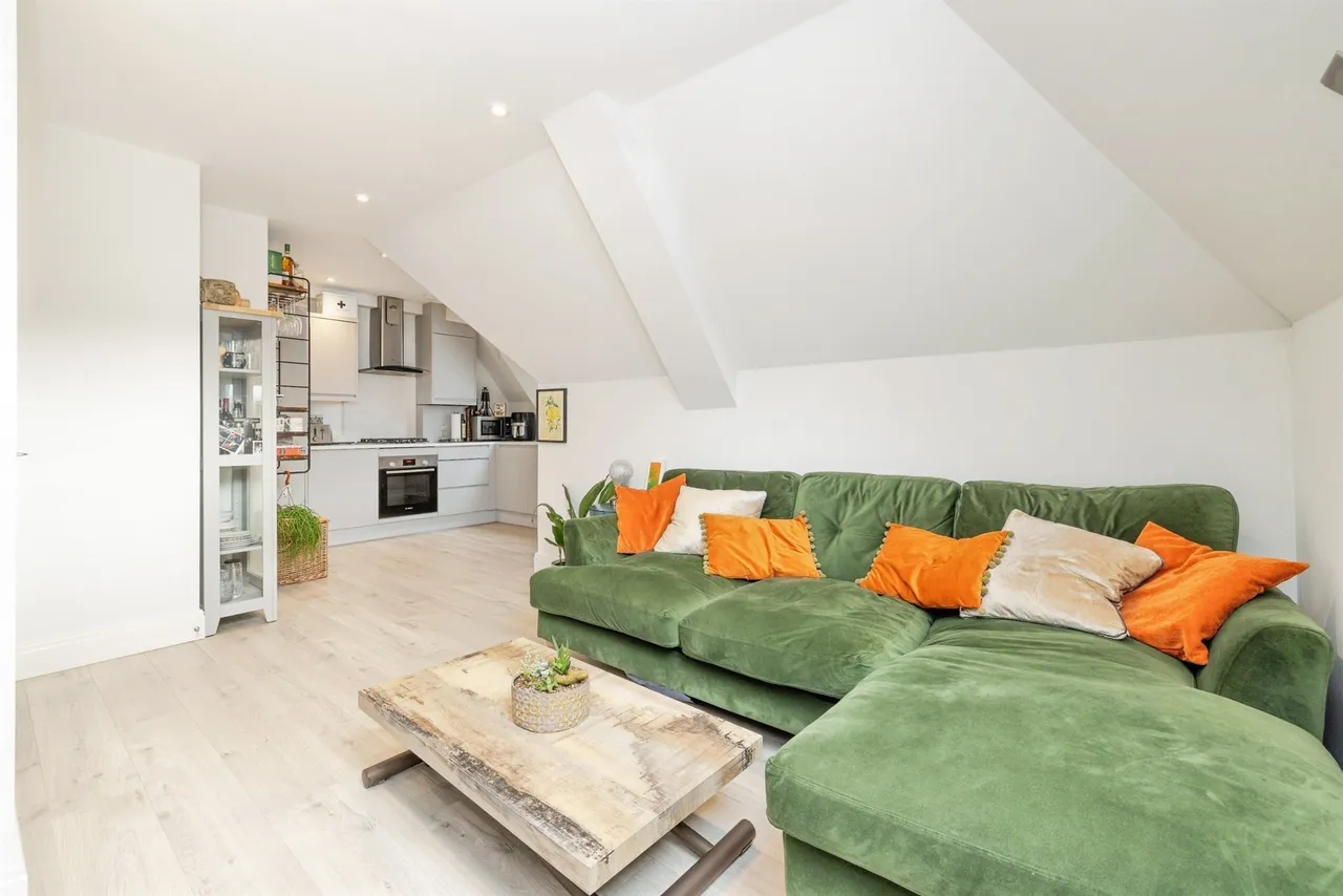 Melbourne Road, Bushey, photo 9