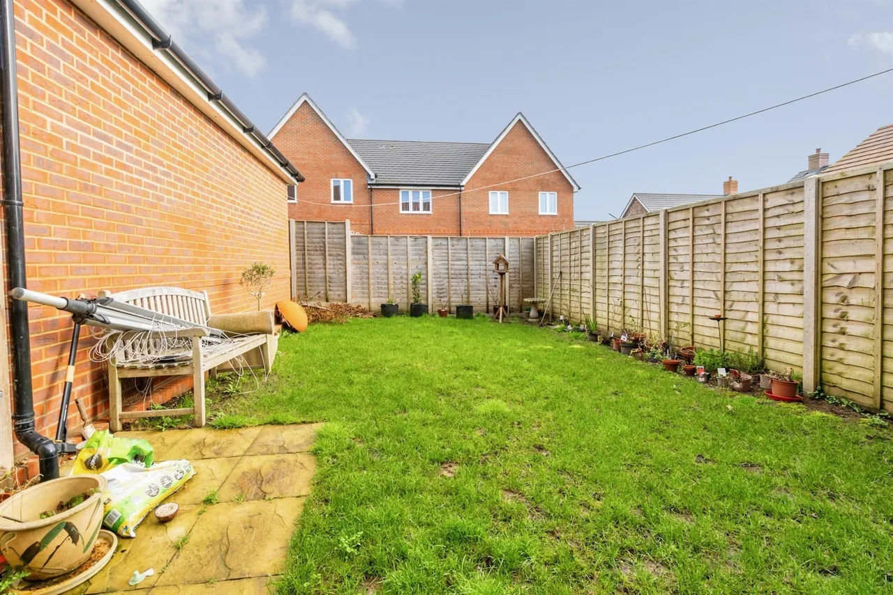 The Rew, West Broyle, Chichester, photo 12