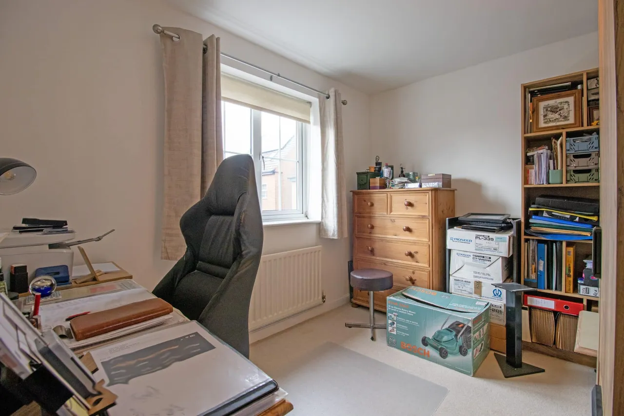 Irwin Road, Blyton, DN21, photo 9