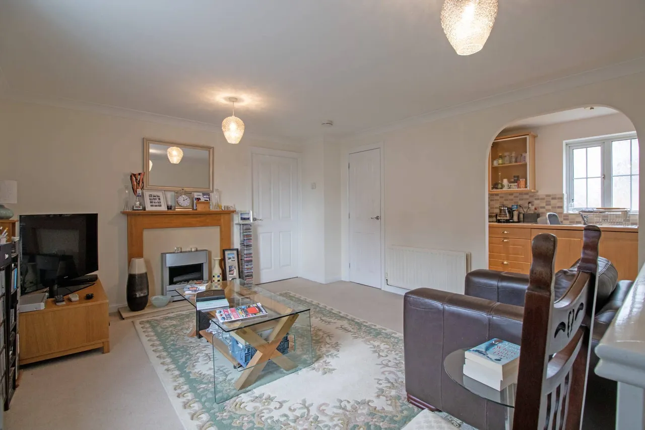 Irwin Road, Blyton, DN21, photo 4