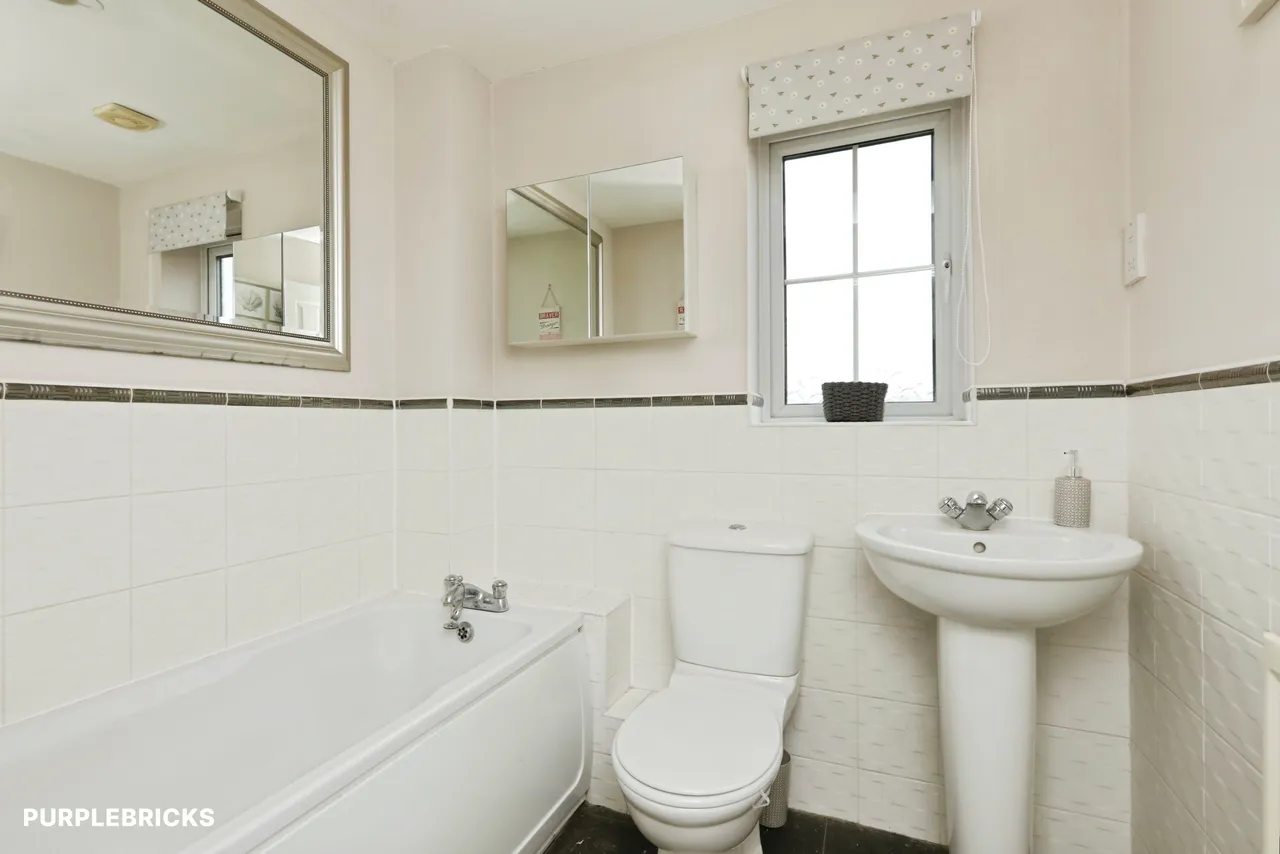 Irwin Road, Blyton, DN21, photo 19