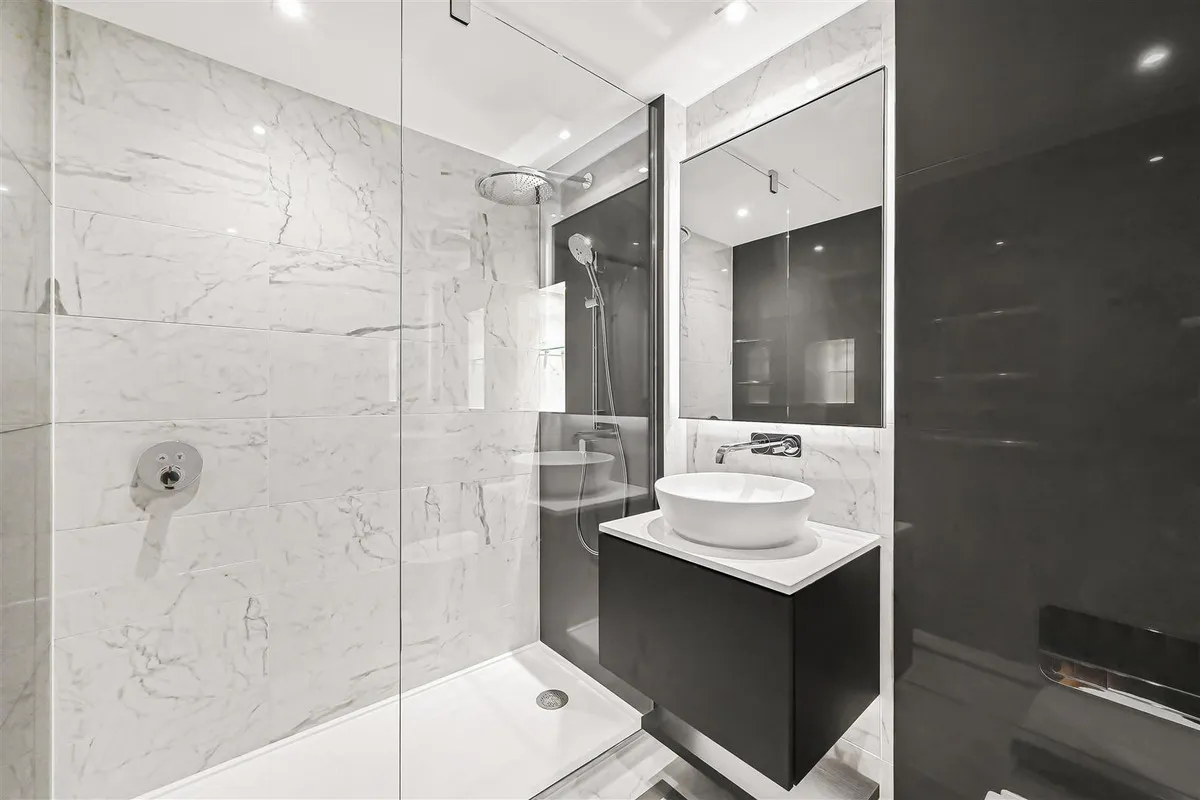 Fenwick Mansions, Paddington, W2, photo 8