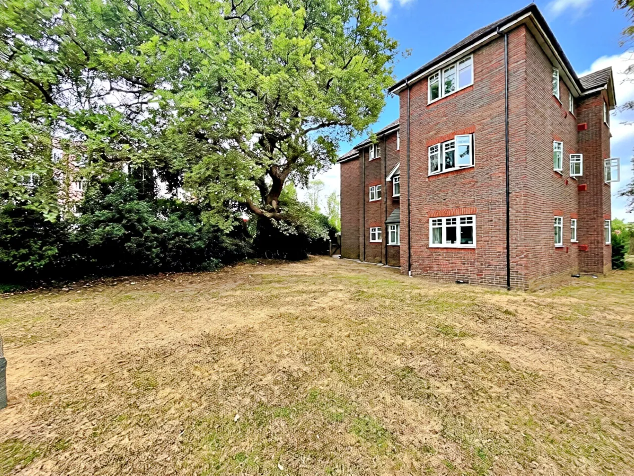 Kenton Road, Harrow, HA3, photo 2