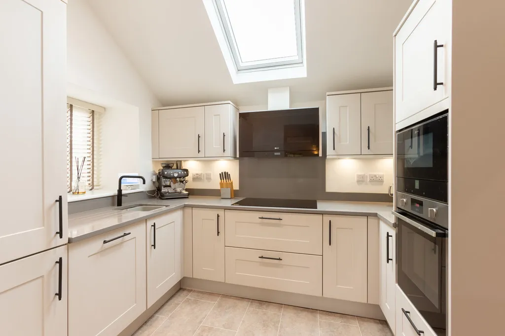 Crookenden Row, Low Wood, LA6, photo 8