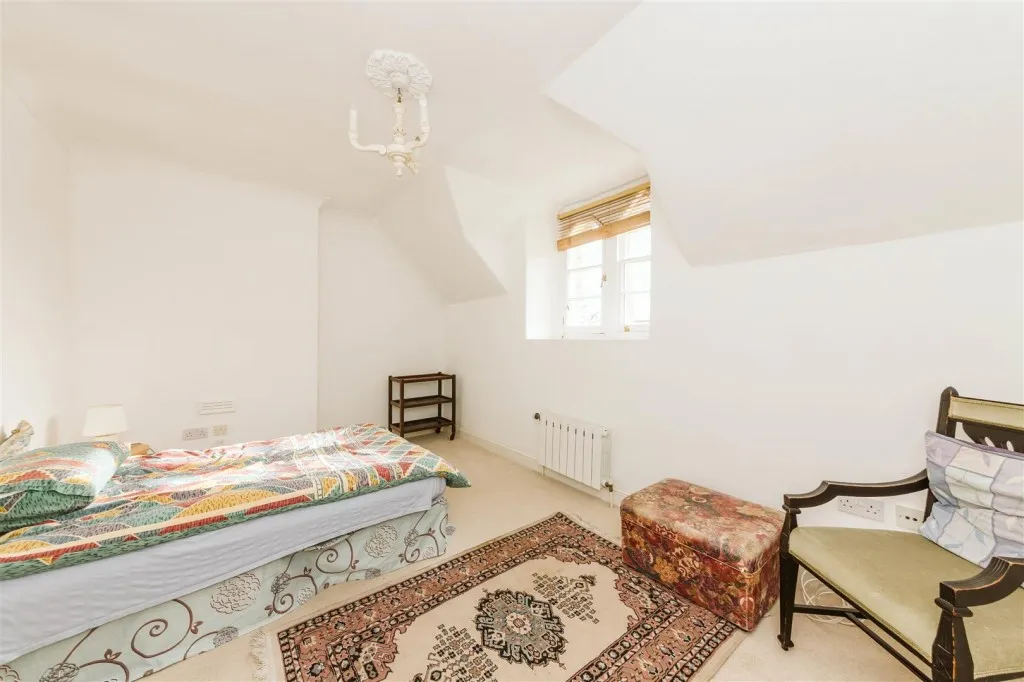 Flat 31, Carfax Court, Durdham Park, Redland, Bristol, BS6 6XG, photo 4