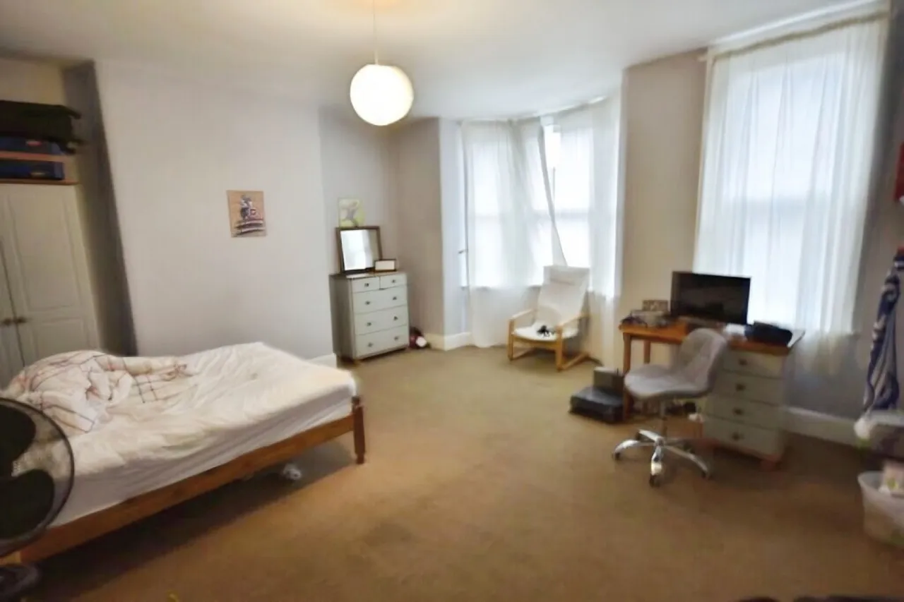Old Tiverton Road, EX4, photo 4