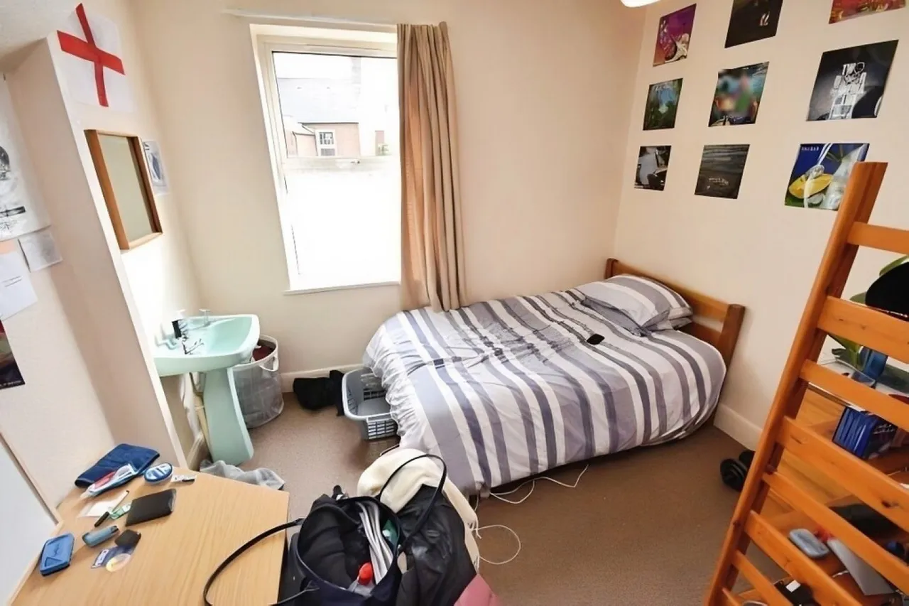 Old Tiverton Road, EX4, photo 5